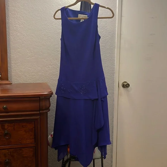 evan picone purple dress African Violet Mid-Length Evan-Picone dress
